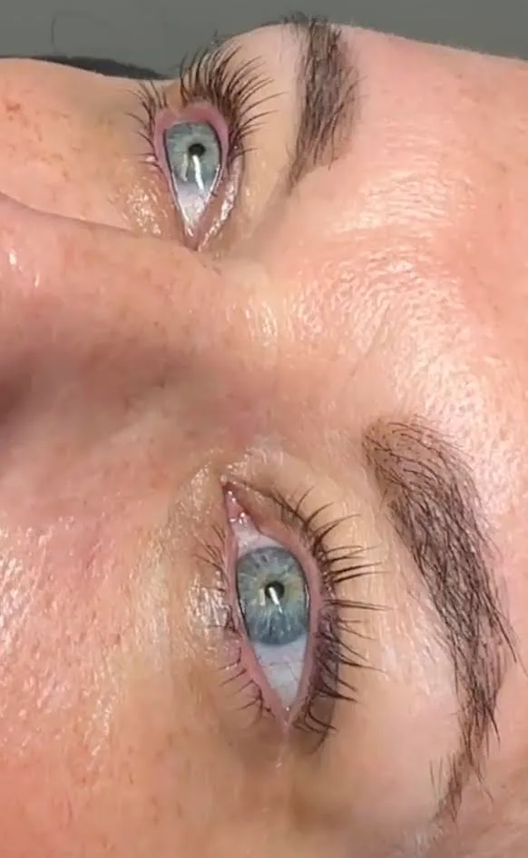 Lash Lift & Tint photo 1
